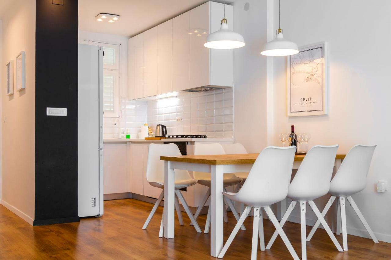 Apartment In Centre For 6 Split Bagian luar foto