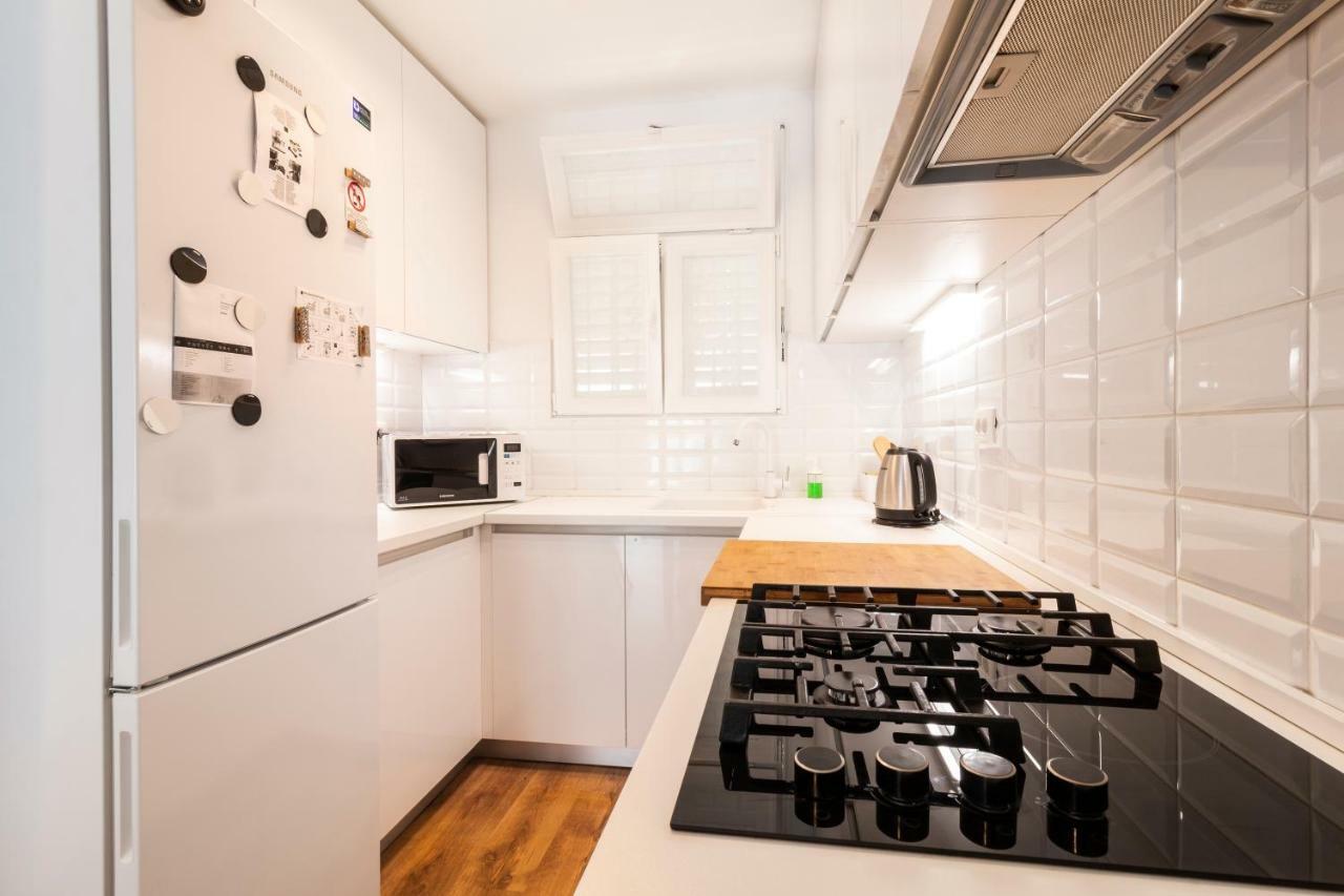 Apartment In Centre For 6 Split Bagian luar foto