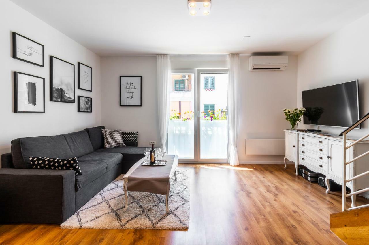 Apartment In Centre For 6 Split Bagian luar foto