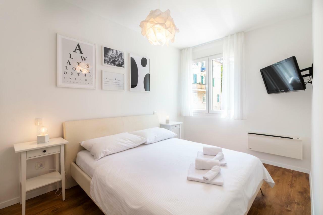 Apartment In Centre For 6 Split Bagian luar foto