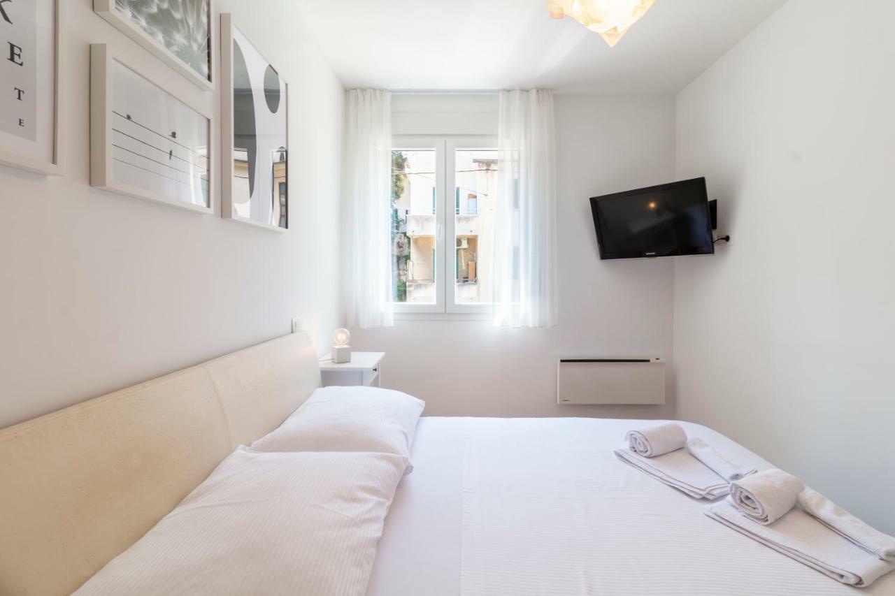Apartment In Centre For 6 Split Bagian luar foto